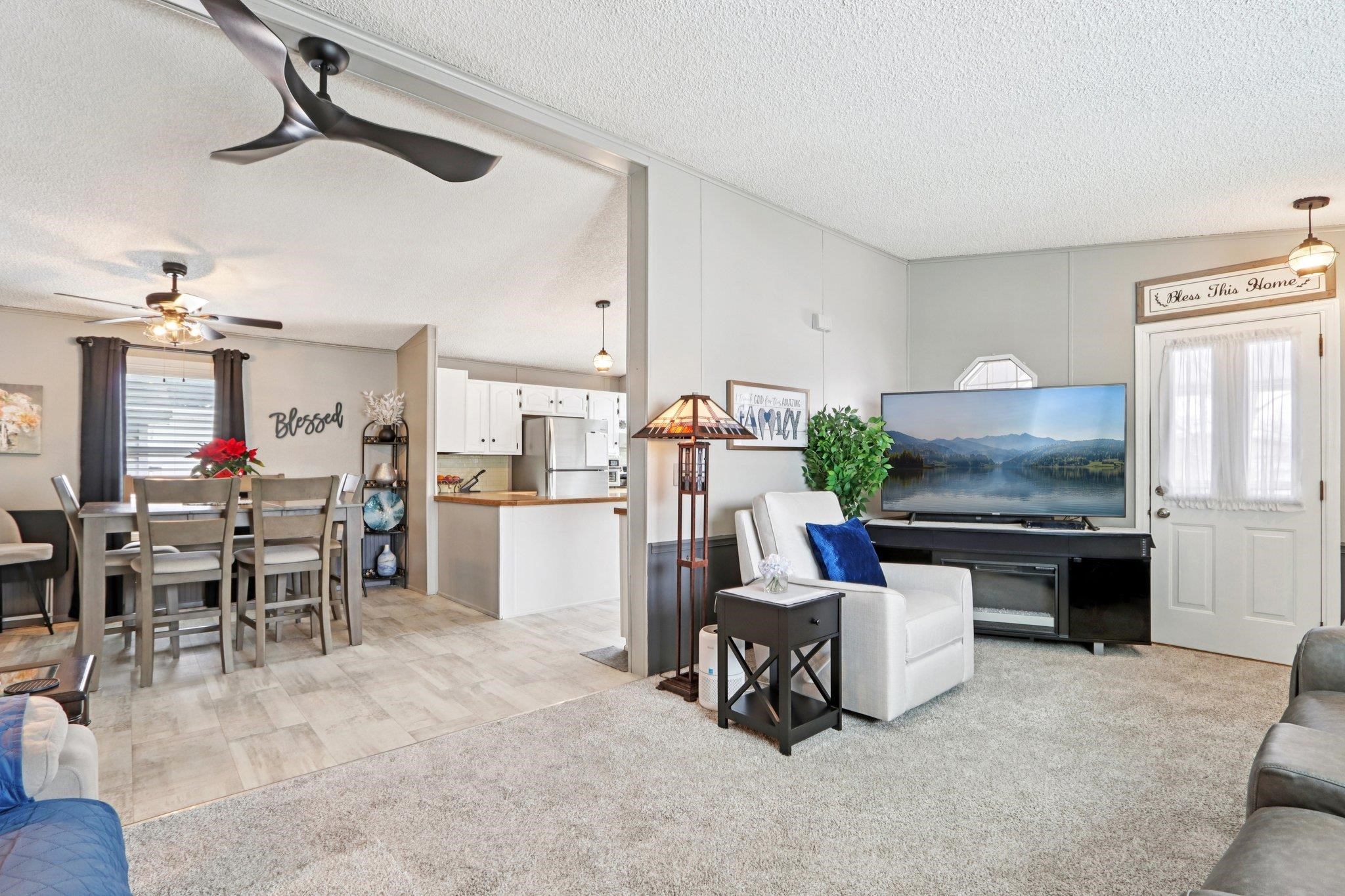 412 Oak Lodge Road Waterford, WI 53185 - Photo 11 of 42