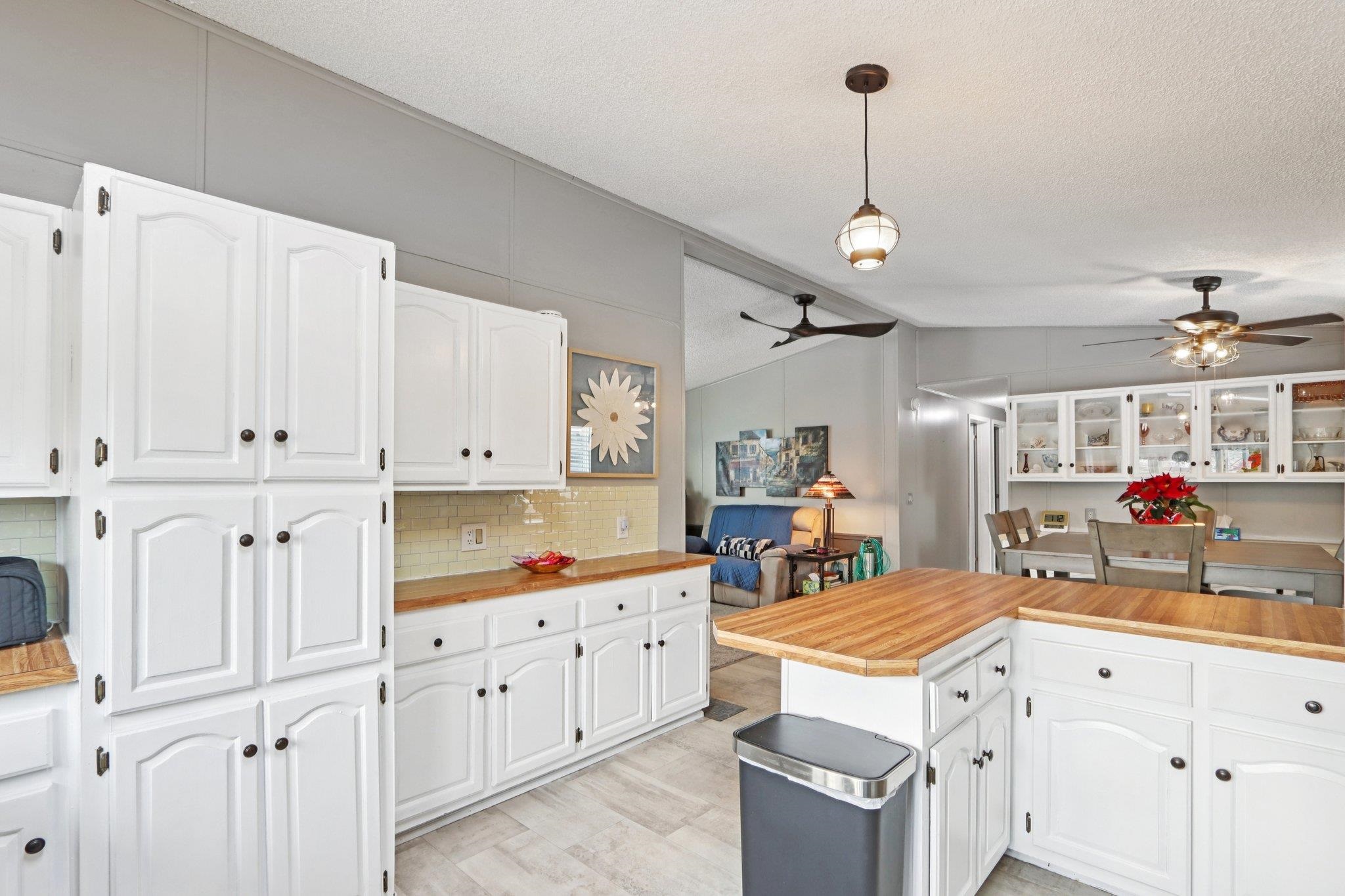 412 Oak Lodge Road Waterford, WI 53185 - Photo 18 of 42