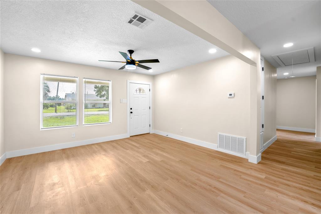 2213 Comanche Street Sulphur, LA 70663 - Photo 7 of 34