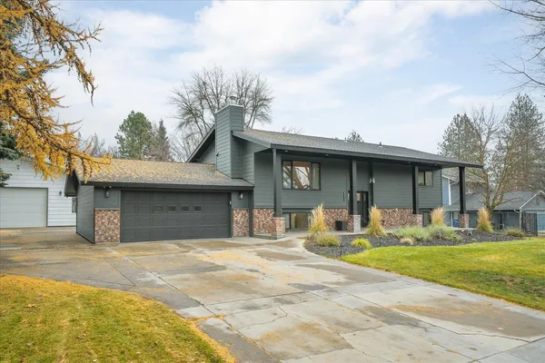 $849,000 | 513 East Silver Pines Court, Colbert, WA 99005