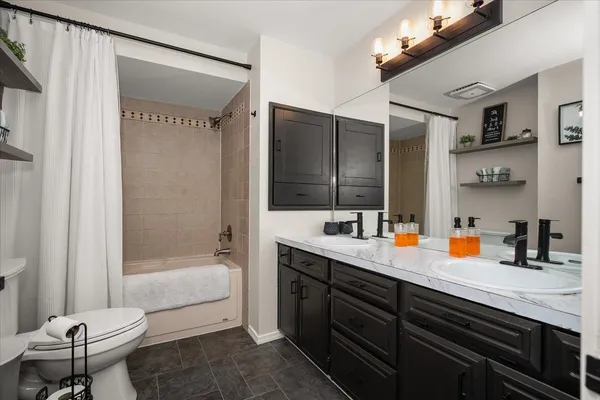 $849,000 | 513 East Silver Pines Court, Colbert, WA 99005