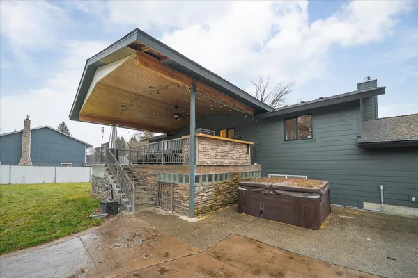 $849,000 | 513 East Silver Pines Court, Colbert, WA 99005