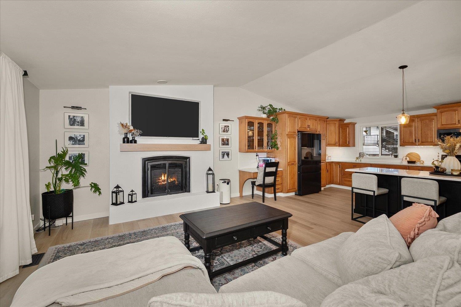 513 East Silver Pines Court Colbert, WA 99005 - Photo 3 of 46