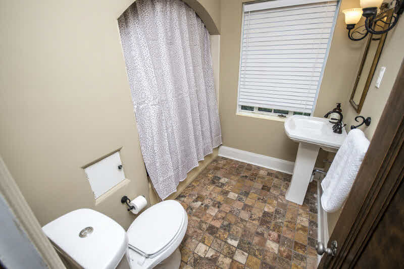 1608 West St Andrews Road Midland, MI 48640 - Photo 16 of 32 Gallery Image 16