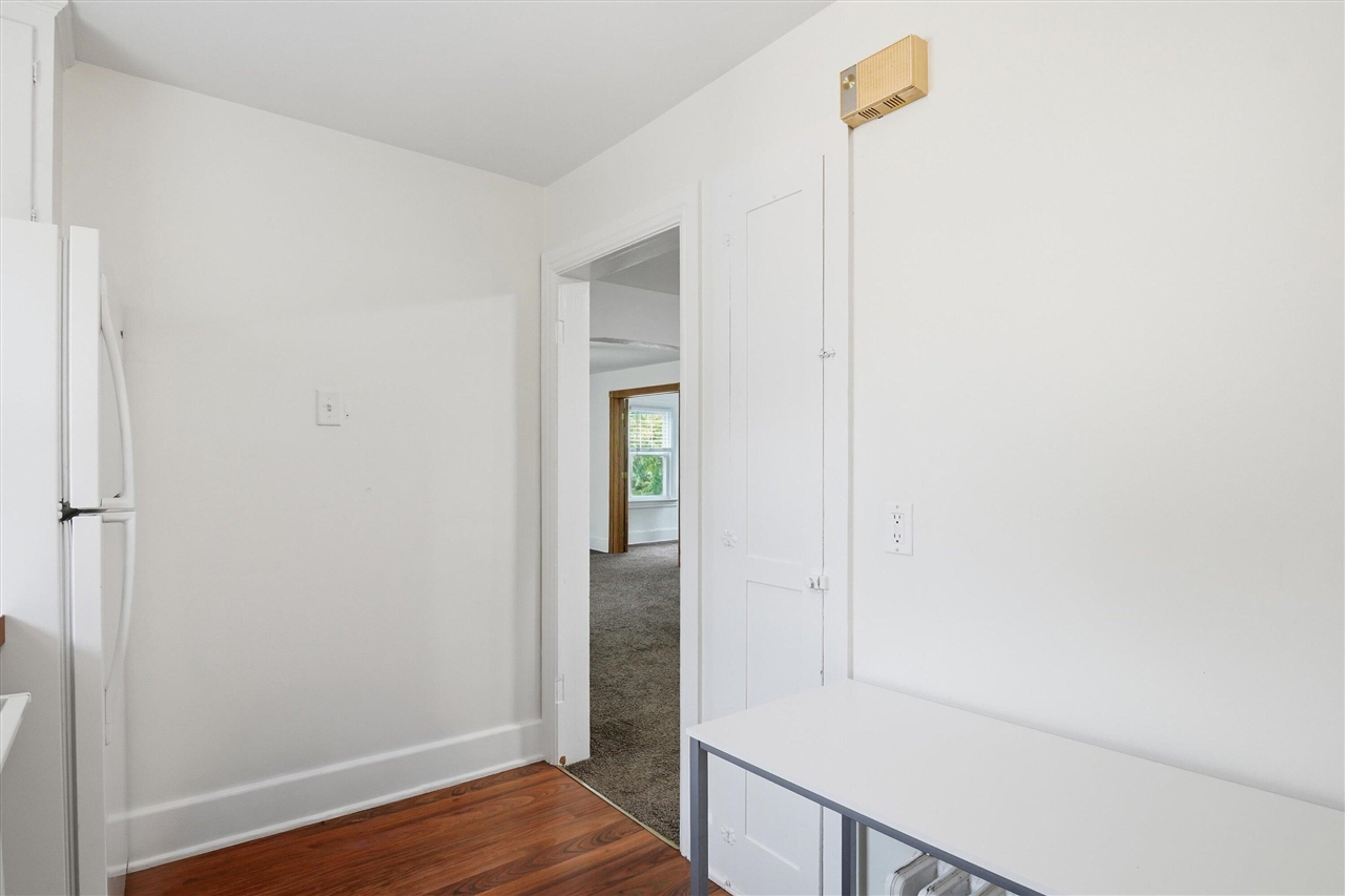 707 Harrison Street, Unit : 2 Monroe, MI 48161 - Photo 14 of 34