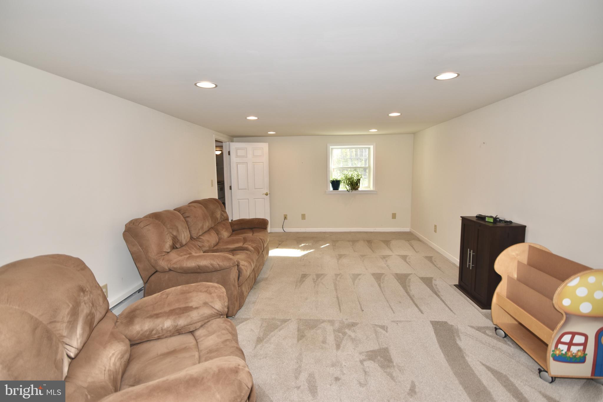 5297 Balls Mill Road Midland, VA 22728 - Photo 17 of 29 Gallery Image 17