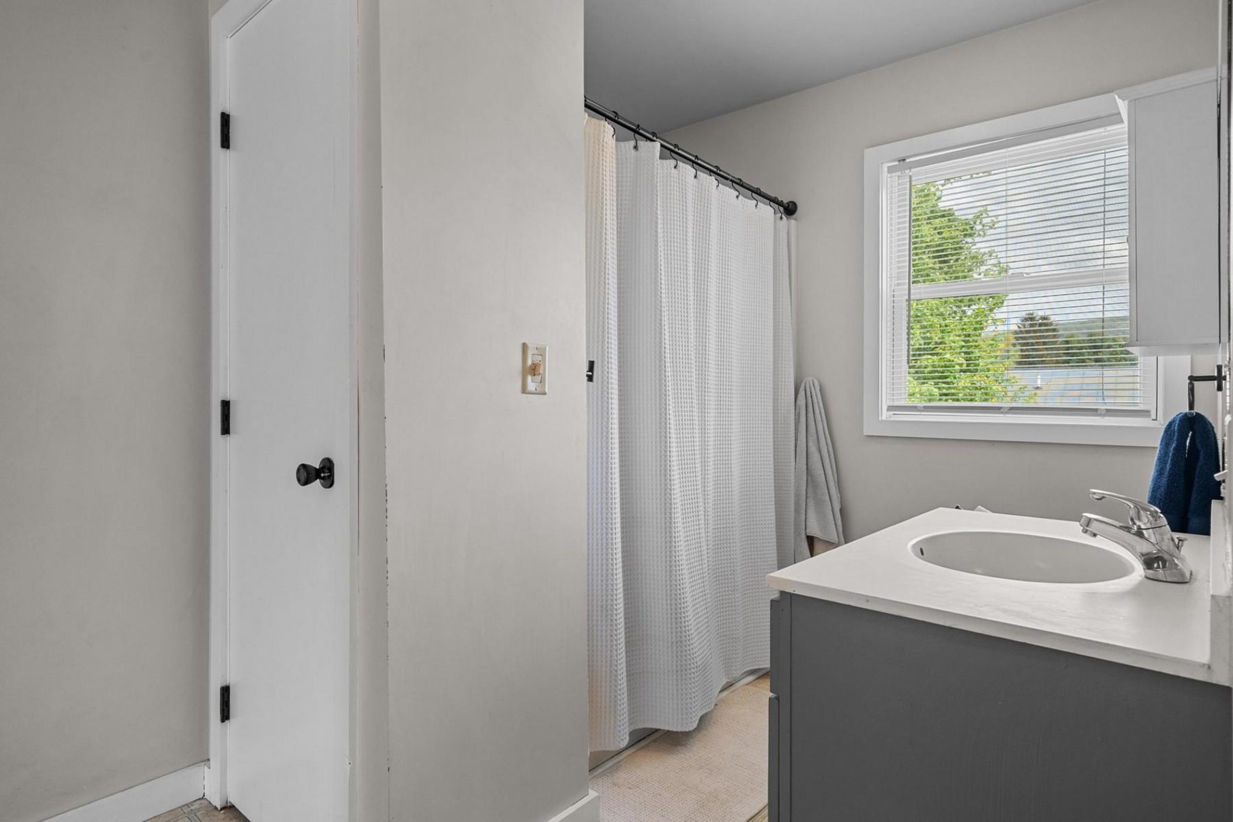 4 Stafford Lane Rutland, VT 05701 - Photo 26 of 43