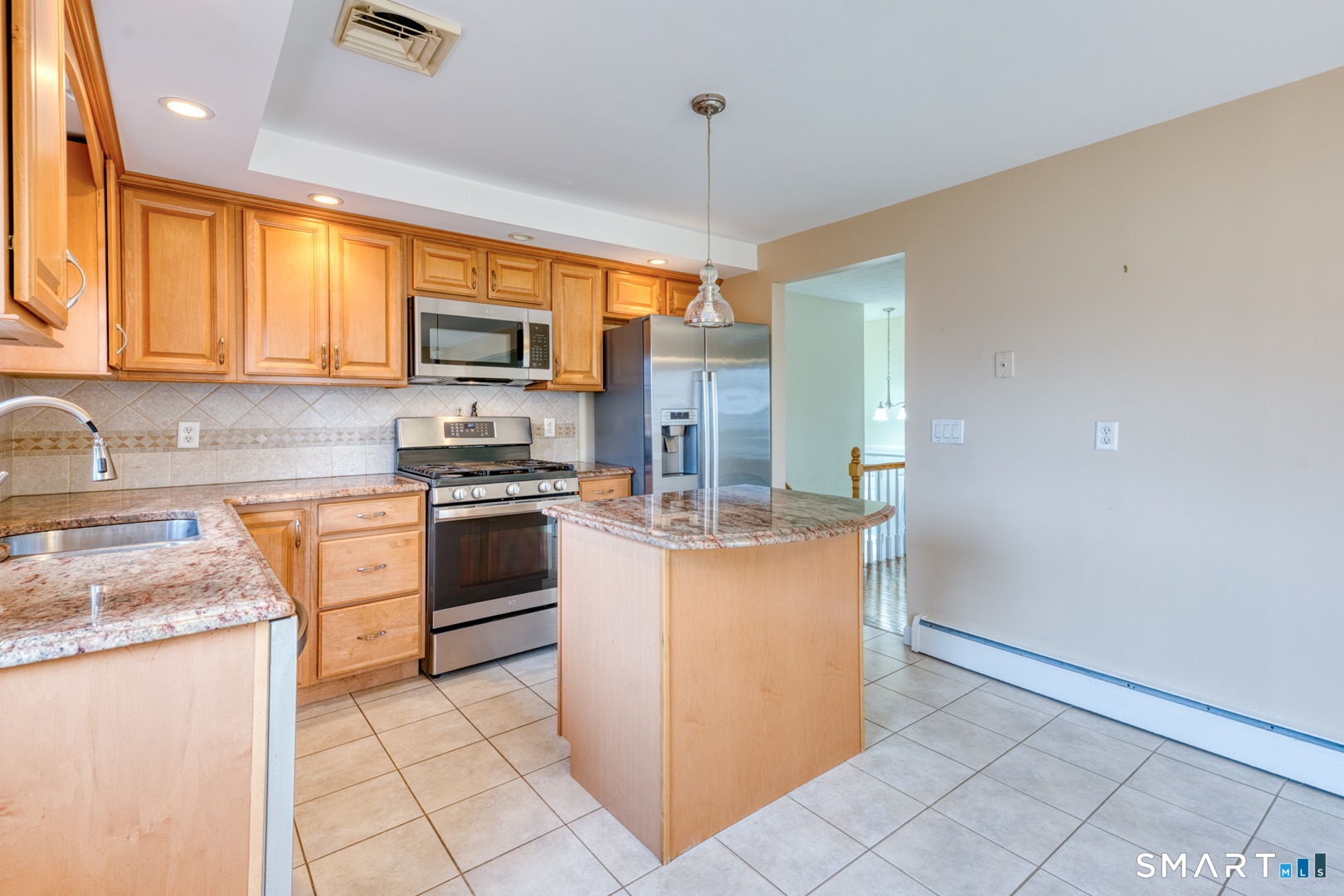 30 Wendy Lane New Britain, CT 06053 - Photo 12 of 40