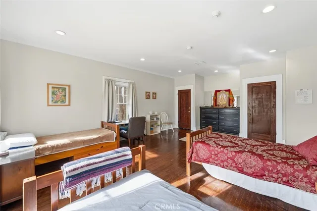 $2,300,000 | 3741 West 27th Street, Los Angeles, CA 90018