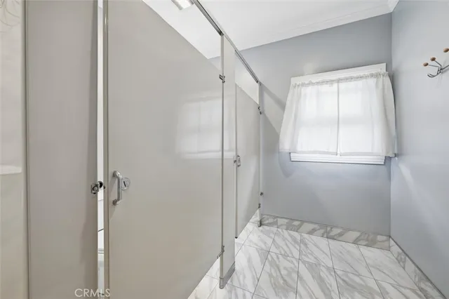 $2,300,000 | 3741 West 27th Street, Los Angeles, CA 90018