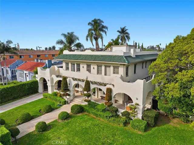 $2,300,000 | 3741 West 27th Street, Los Angeles, CA 90018