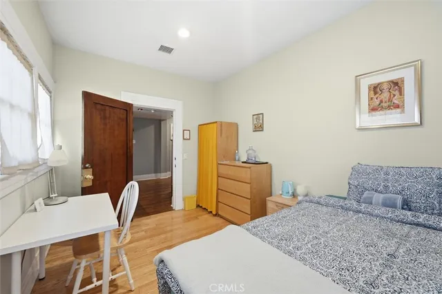 $2,300,000 | 3741 West 27th Street, Los Angeles, CA 90018