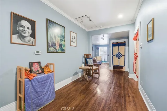 $2,300,000 | 3741 West 27th Street, Los Angeles, CA 90018