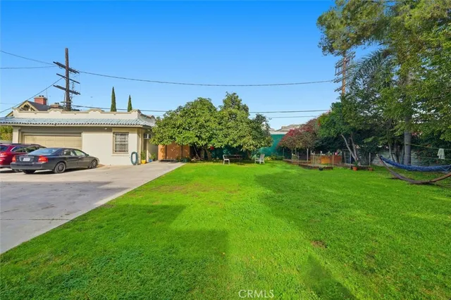 $2,300,000 | 3741 West 27th Street, Los Angeles, CA 90018