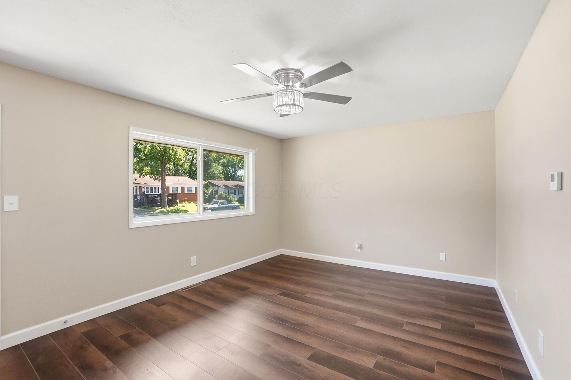 3559 Wyncote Road Columbus, OH 43232 - Photo 4 of 30