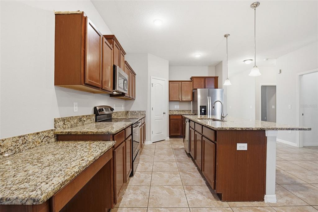 12024 Streambed Drive Riverview, FL 33579 - Photo 22 of 51