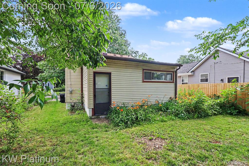 2139 Romeo Street Ferndale, MI 48220 - Photo 21 of 28