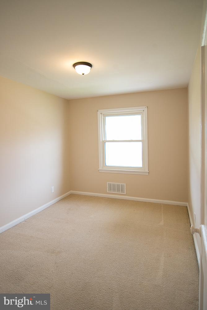 1607 Bragg Road Fredericksburg, VA 22407 - Photo 13 of 23 Bedroom (Master)