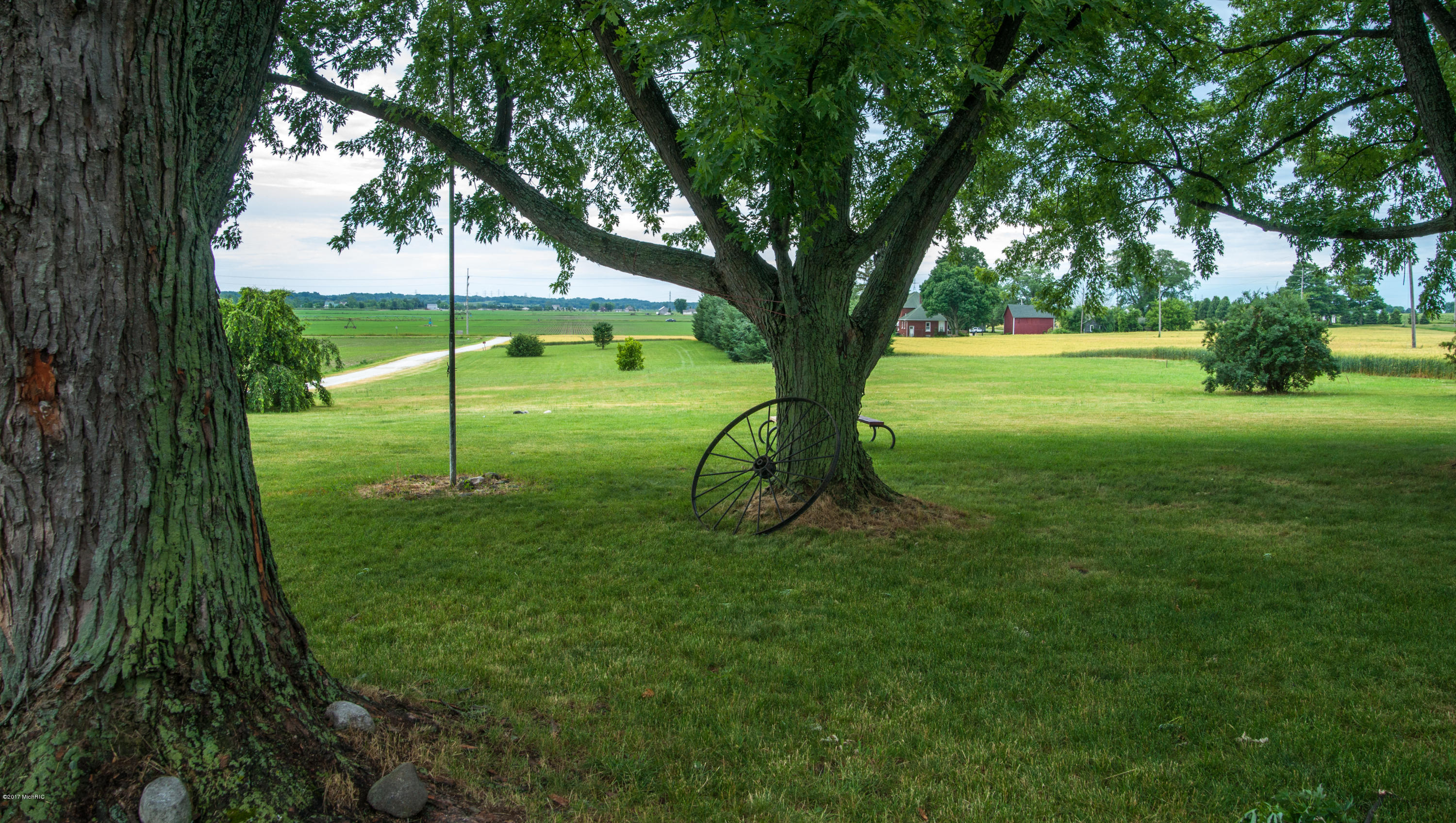423 West Rockey Weed Road Stevensville, MI 49127 - Photo 3 of 31 DSC08425