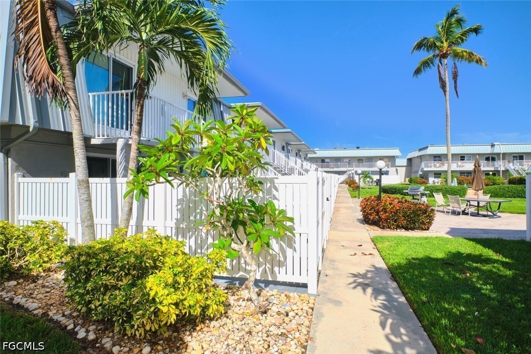 6777 Winkler Road, Unit 142 Fort Myers, FL 33919 - Photo 20 of 38