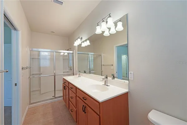 $2,200 | 3770 82nd Ave Circle East, Unit 103, Sarasota, FL 34243