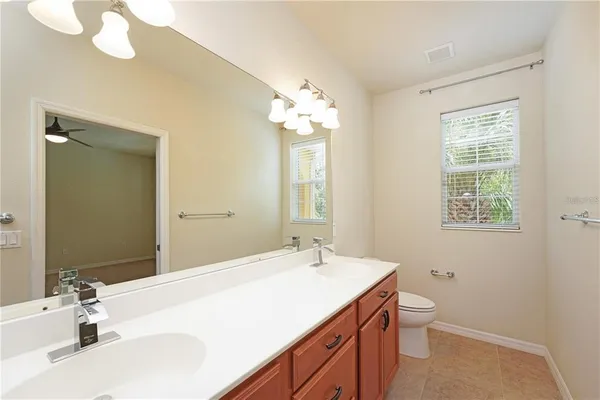 $2,200 | 3770 82nd Ave Circle East, Unit 103, Sarasota, FL 34243