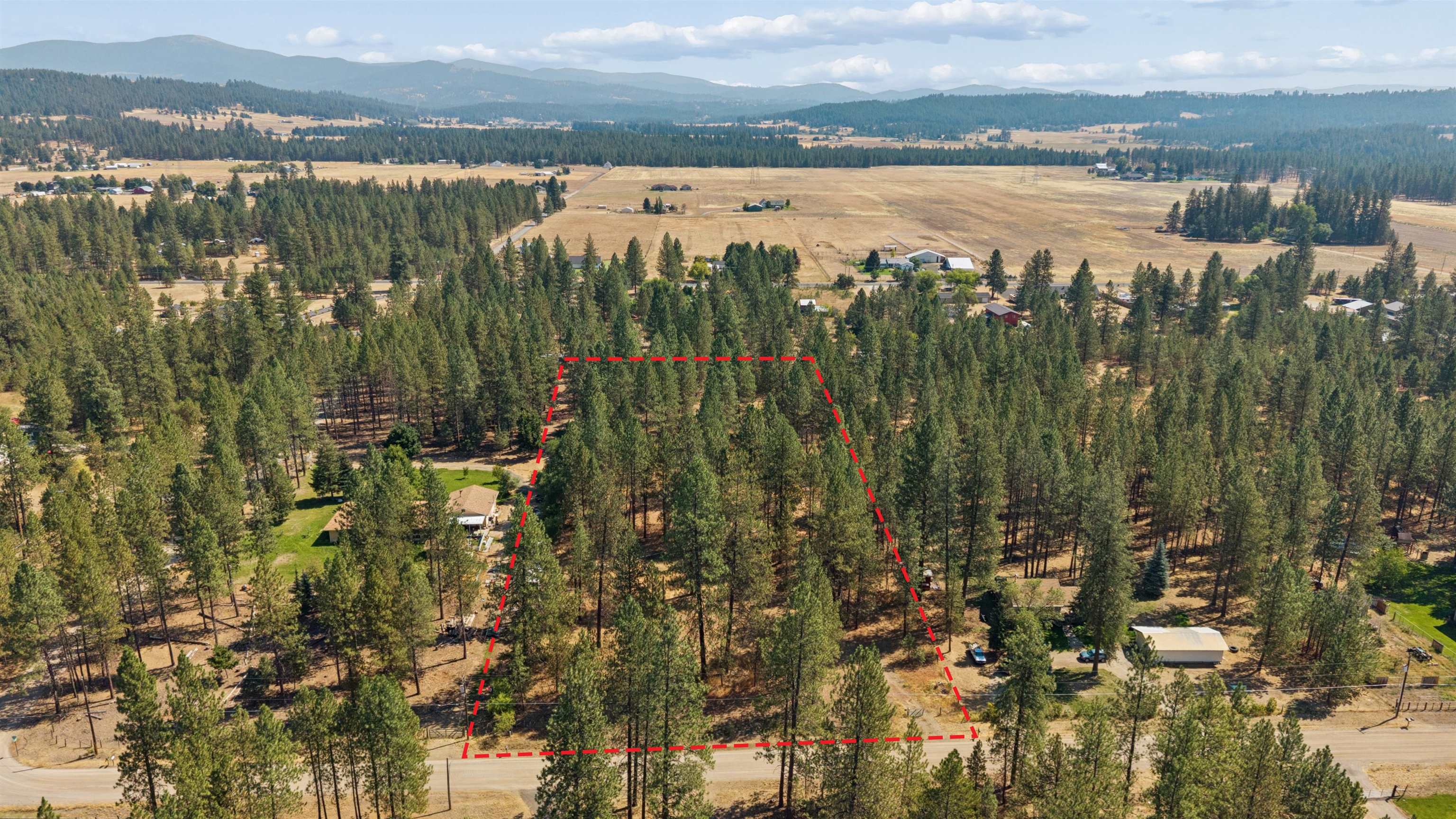 21324 North Myrtle Road Colbert, WA 99005 - Photo 1 of 45 Gallery Image 1