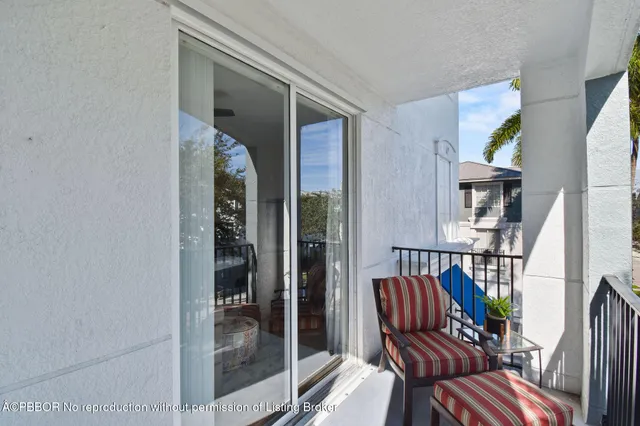 $3,000 | 250 Northeast 3rd Avenue, Unit 1320, Delray Beach, FL 33444