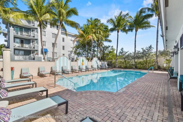 $3,000 | 250 Northeast 3rd Avenue, Unit 1320, Delray Beach, FL 33444