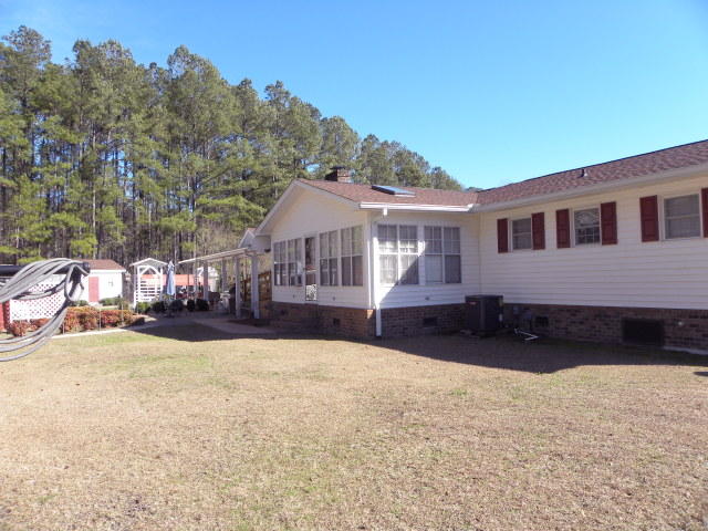 145 Hunters Lane St. George, SC 29477 - Photo 9 of 74 DSCN0842