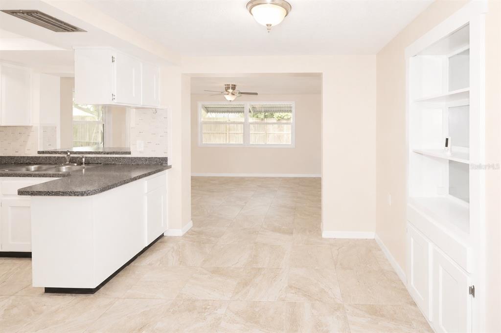 10801 Oldham Road Port Richey, FL 34668 - Photo 5 of 17