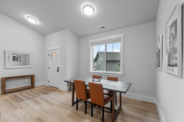 $650,000 | 117 Hanson Court, Dover, ID 83825