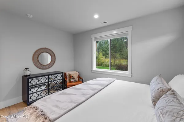 $650,000 | 117 Hanson Court, Dover, ID 83825