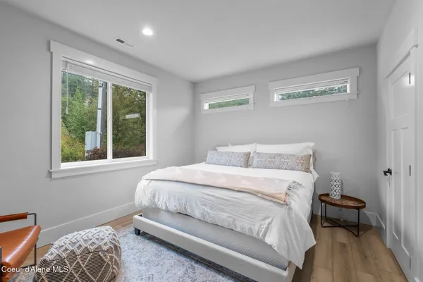 $650,000 | 117 Hanson Court, Dover, ID 83825