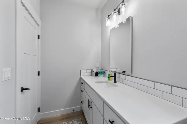 $650,000 | 117 Hanson Court, Dover, ID 83825