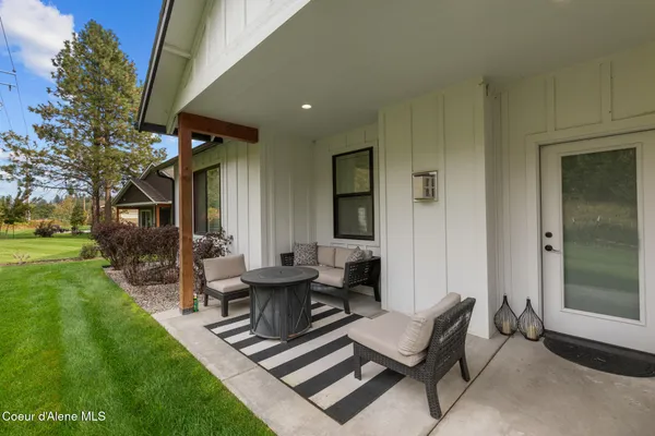 $650,000 | 117 Hanson Court, Dover, ID 83825