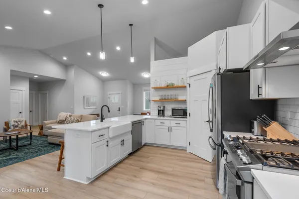 $650,000 | 117 Hanson Court, Dover, ID 83825