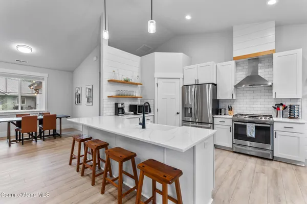 $650,000 | 117 Hanson Court, Dover, ID 83825