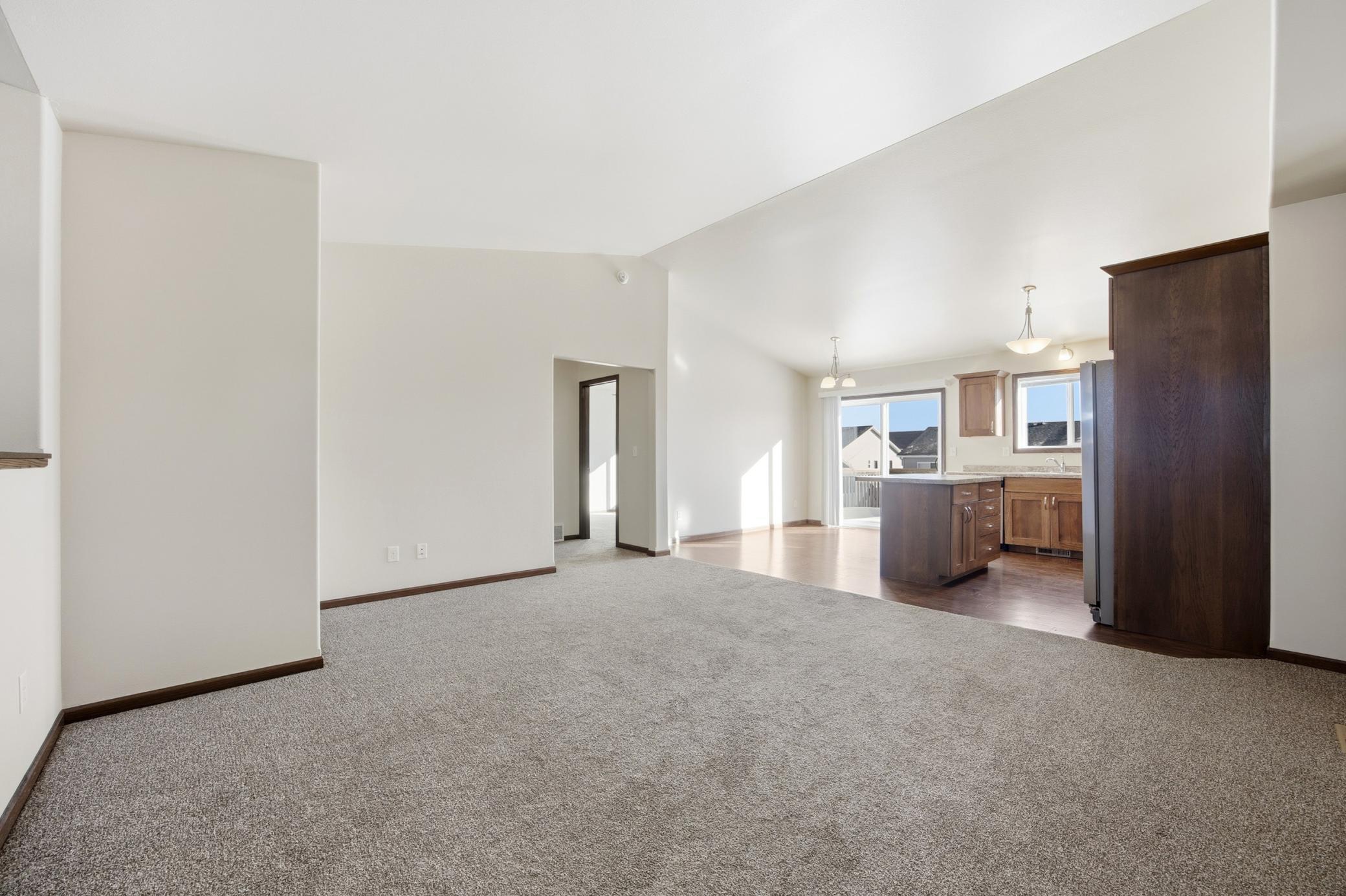 6038 59th Street South Fargo, ND 58104 - Photo 7 of 24