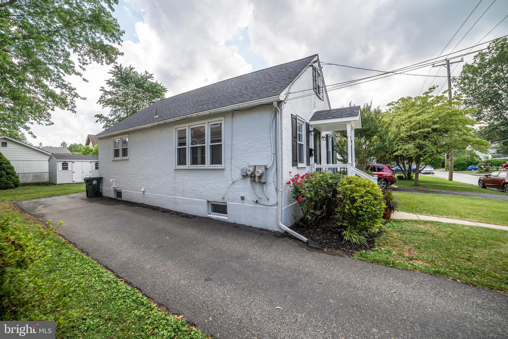 210 Willow Road Wallingford, PA 19086 - Photo 5 of 33