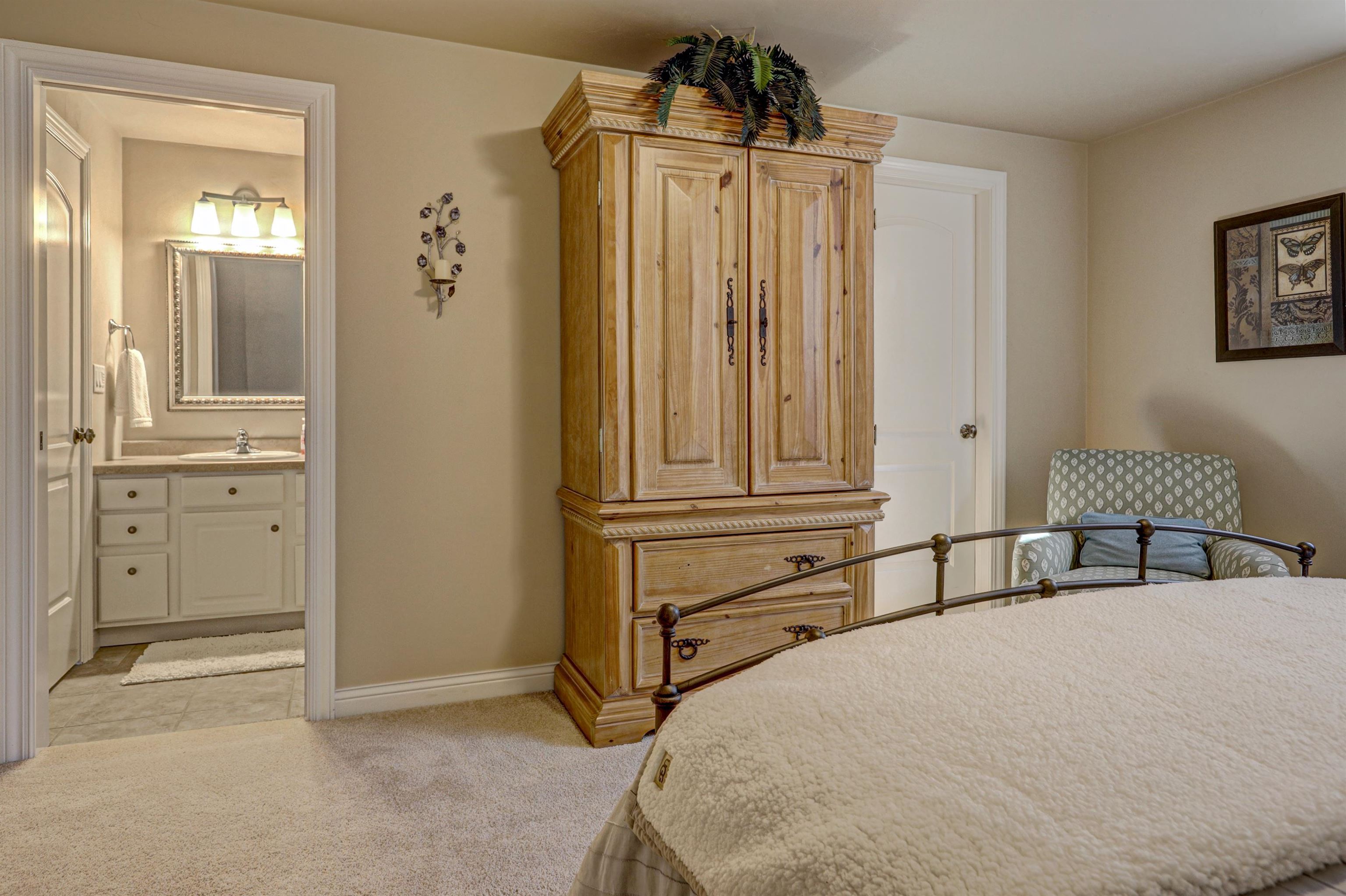 1388 Firefly Court Neenah, WI 54956 - Photo 37 of 46