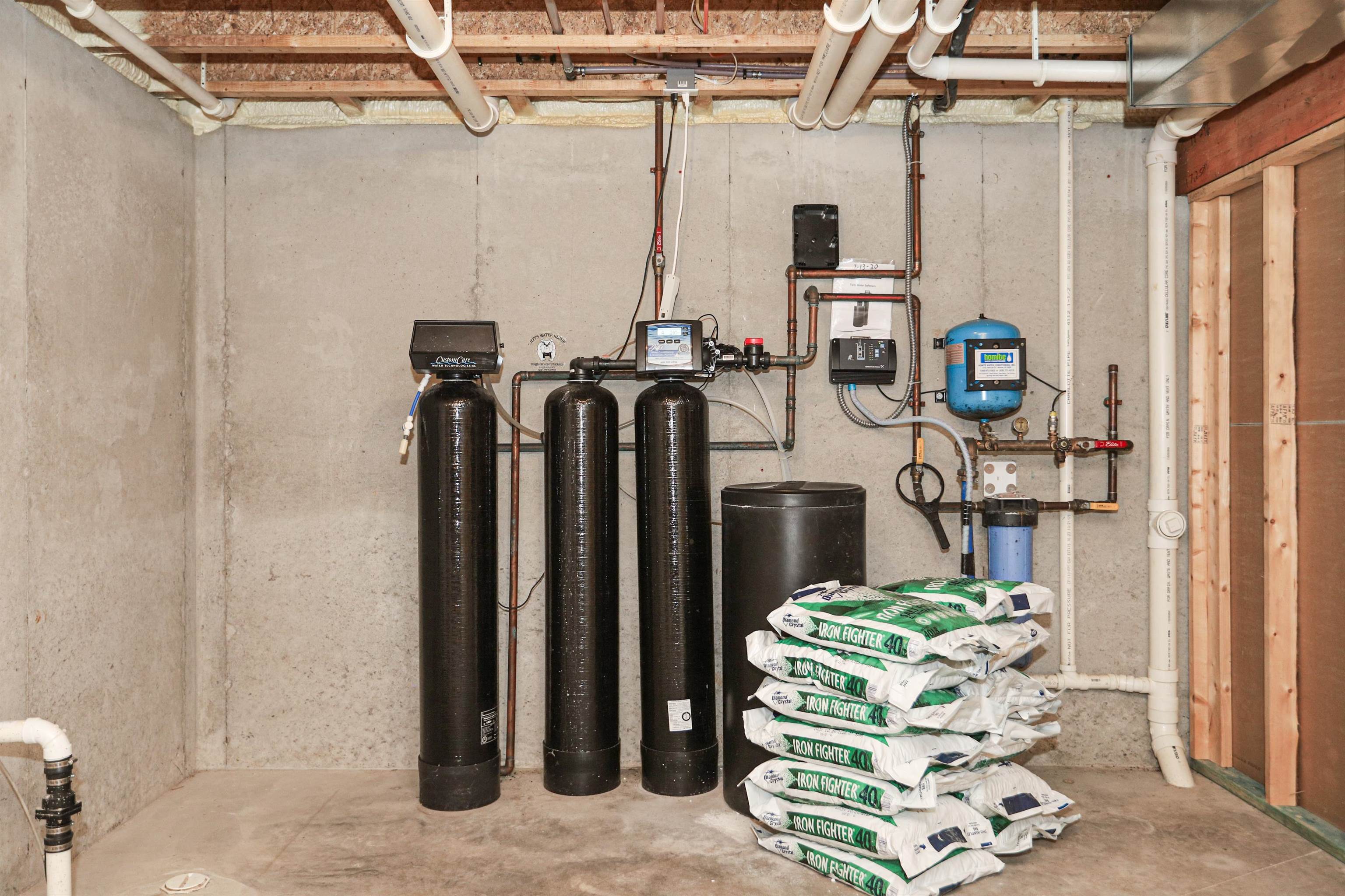 1388 Firefly Court Neenah, WI 54956 - Photo 39 of 46