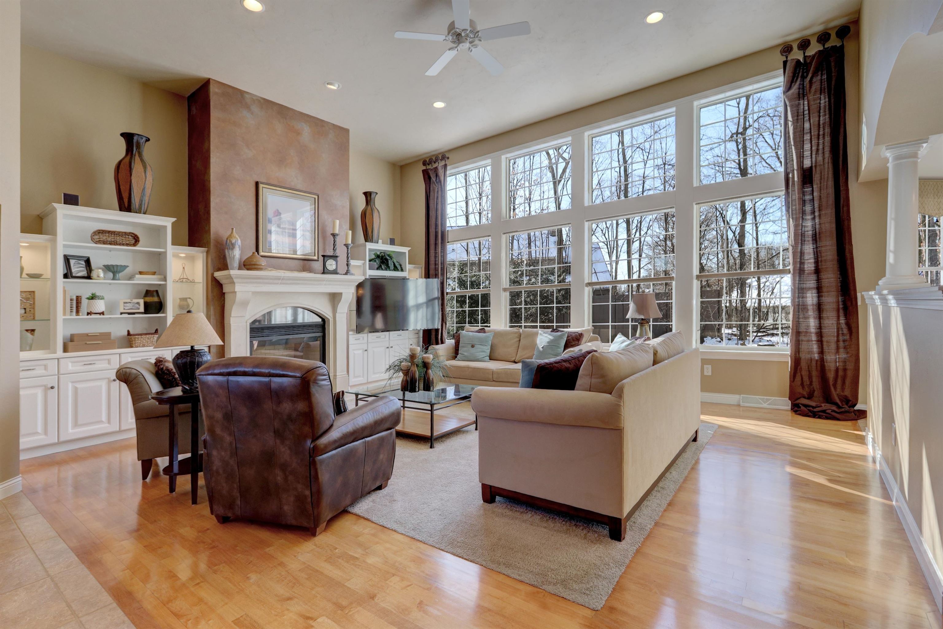 1388 Firefly Court Neenah, WI 54956 - Photo 10 of 46