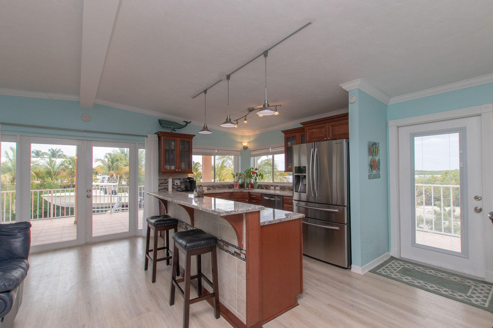 144 La Paloma Road Key Largo, FL 33037 - Photo 9 of 41 Kitchen view 2 at 544 La Paloma