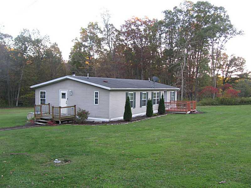 372 Slick Road Stoystown, PA 15563 - Photo 1 of 20 Exterior Front.