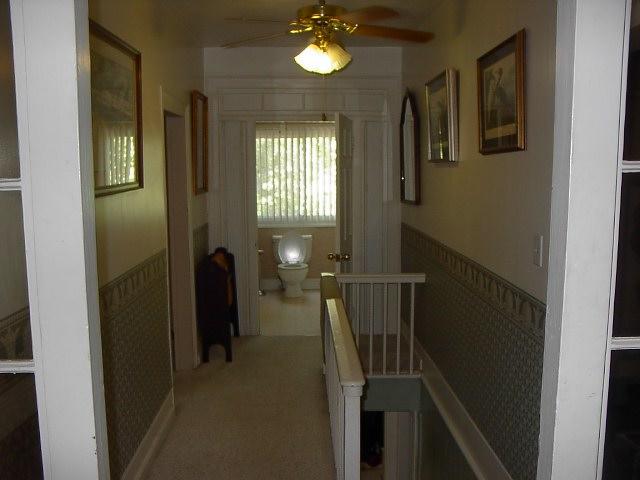 4550 Layman Road Northeast Roanoke, VA 24012 - Photo 2 of 8 HALLWAY