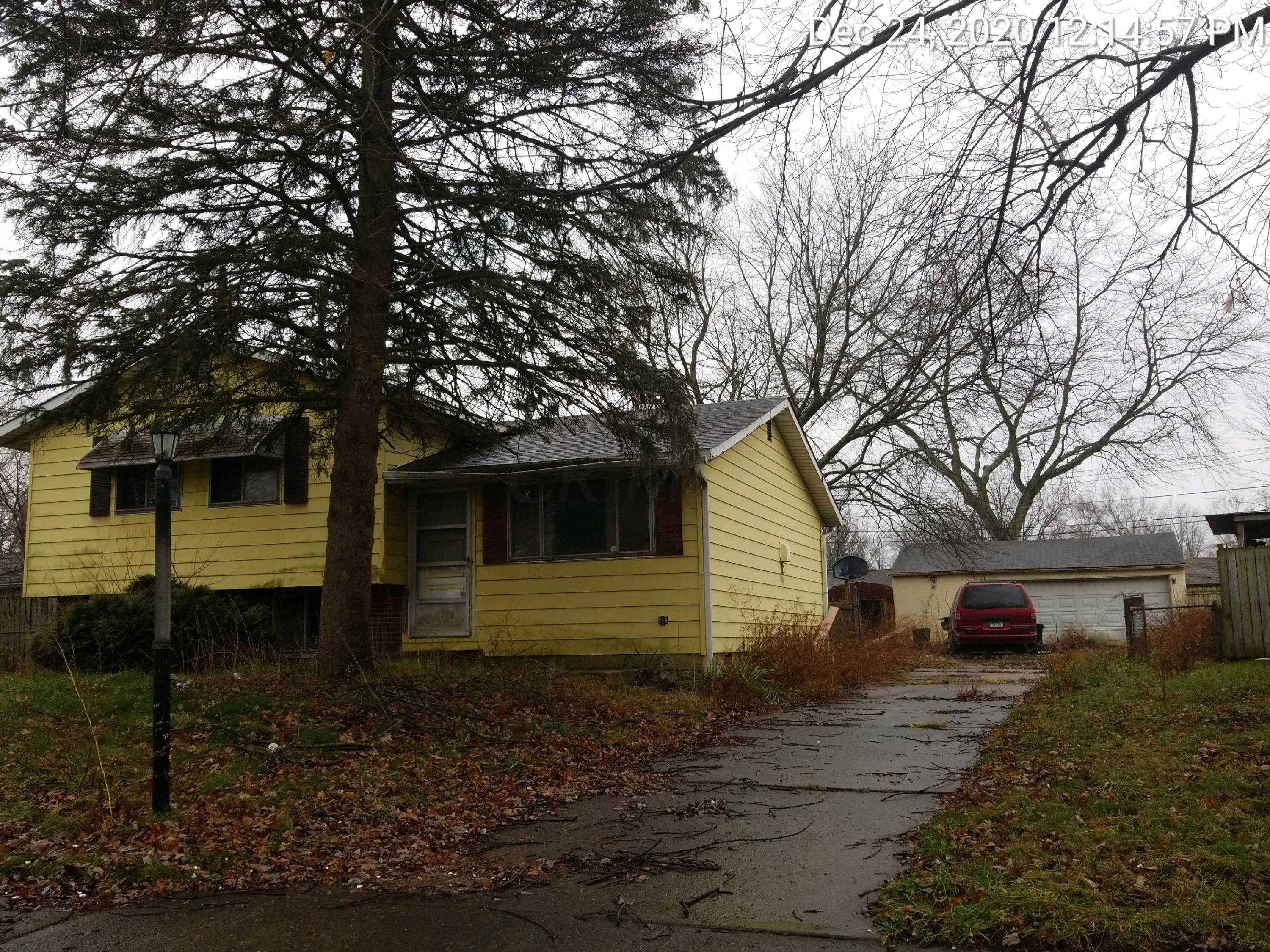 2371 Taymouth Road Columbus, OH 43229 - Photo 1 of 6