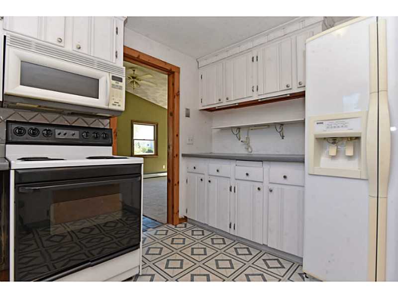 6 Nekick Road Warwick, RI 02818 - Photo 11 of 25 Kitchen.
