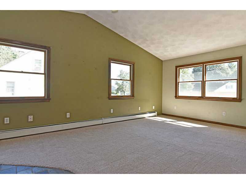 6 Nekick Road Warwick, RI 02818 - Photo 21 of 25 Den/Family/Great Room.