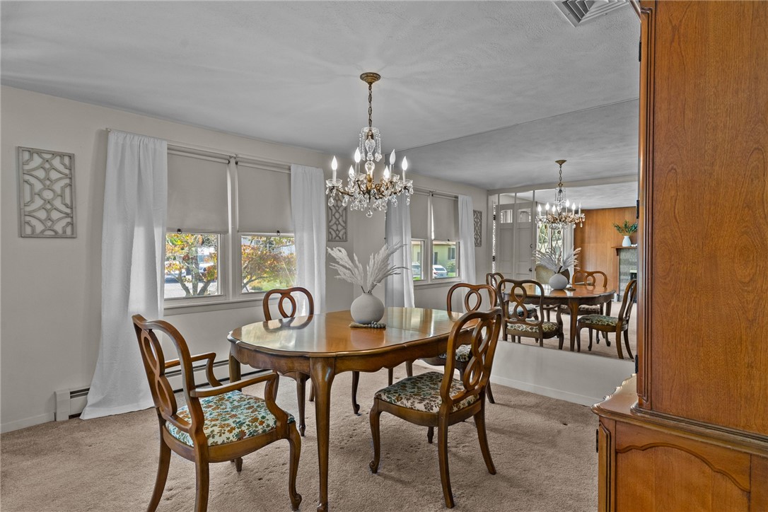 47 Mockingbird Drive Cranston, RI 02920 - Photo 3 of 28 Dining room